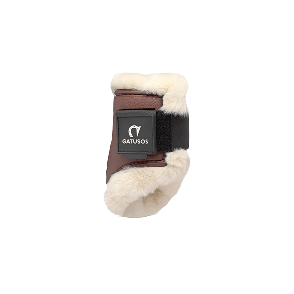 Gatusos Deluxe Protection Bakskydd 2-Pack är bakskydd för din häst med lyxigt syntetiskt fårskinn. Bakskydden erbjuder en enastående hållbarhet och lätthet!