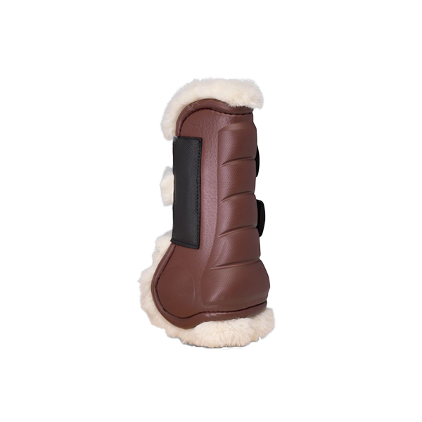 Gatusos Deluxe Protection Benskydd 2-Pack är benskydd för din häst med lyxigt syntetiskt fårskinn. Benskydden erbjuder en enastående lätthet och hållbarhet!