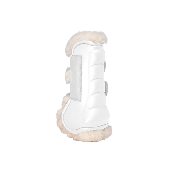 Gatusos Deluxe Protection Benskydd 2-Pack är benskydd för din häst med lyxigt syntetiskt fårskinn. Benskydden erbjuder en enastående lätthet och hållbarhet!