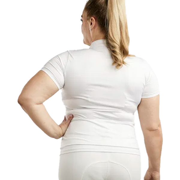 Montar Everly Kortärmad Polotröja Curve är en den perfekta pikétröjan för träning med korta ärmar som kombinerar stil och funktion på rätt sätt!