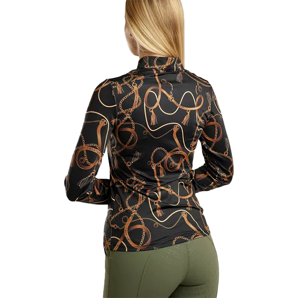 Montar Haily Långärmad Polotröja är en elegant och funktionell långärmad ridtröja som är designad för ryttare som vill kombinera mode med maximal komfort!