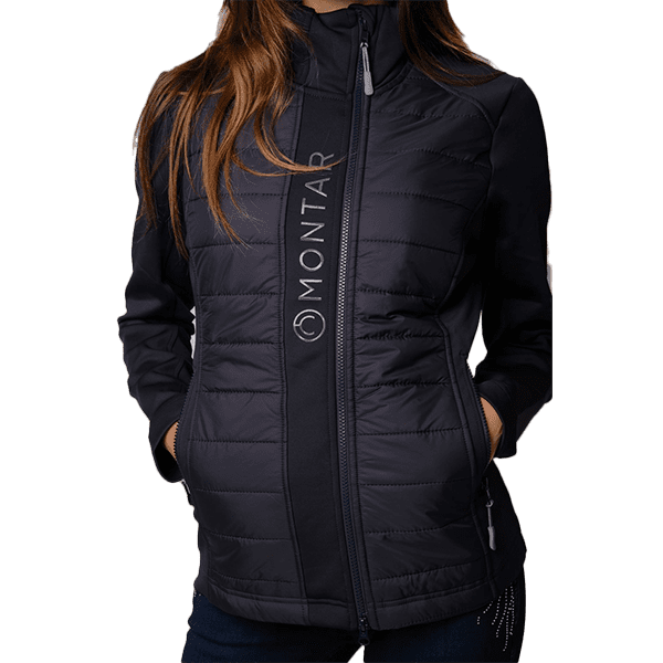 Montar Emma Quilt Jacket är den perfekta jackan för stallet! Materialet är smuts- och vattenavvisande samt fukttransporterande.