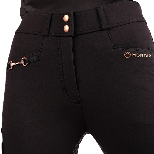 Montar Molly Yati Highwaist Ridbyxor har en hög midja och ett V-snitt i linningen, dessa ridbyxor erbjuder en perfekt passform och optimalt stöd!