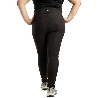Montar Megan Highwaist Ridbyxor Curve är en bästsäljande favorit bland ryttare. Ridbyxorna är designade för att kombinera elegans, funktion och komfort i varje detalj! 