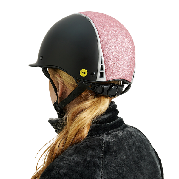 Jacson Philly Mips Ridhjälm Svart/Rosa är en säker, bekväm och stilfull ridhjälm som verkligen sticker ut med sina rosa glitterdetaljer!