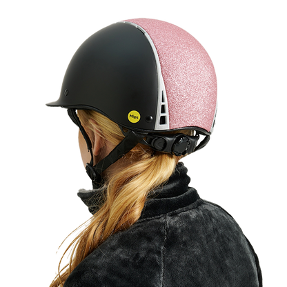 Jacson Philly Mips Ridhjälm Svart/Rosa är en säker, bekväm och stilfull ridhjälm som verkligen sticker ut med sina rosa glitterdetaljer!