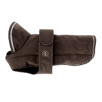 Jacson Sonja Hundtäcke är ett funktionellt och stilrent vinterhundtäcke som ger din hund optimal värme, komfort och skydd under kalla och blöta dagar!