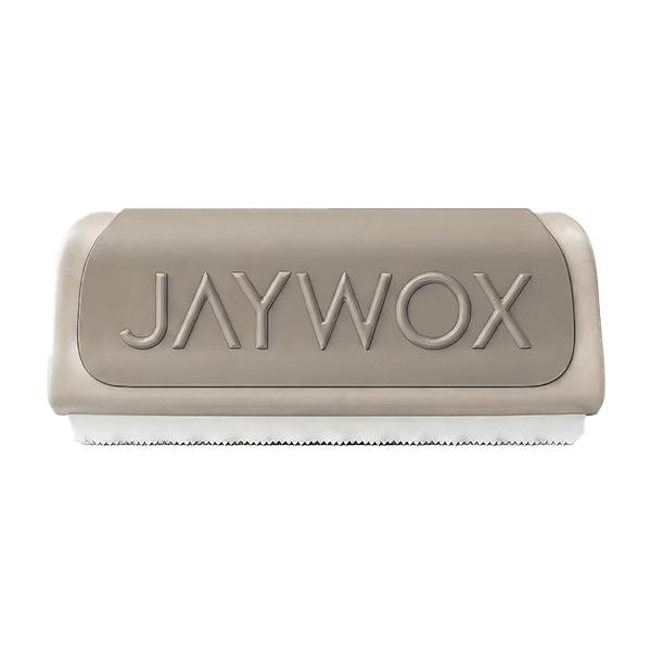 Jaywox Shedding Tool är utvecklad för att avlägsna lös päls, underull, mjäll och smuts samt för att stärka djurets naturliga egenskaper!