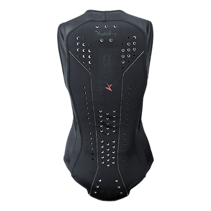 Komperdell Ballistic FreeMotion Ryggskydd är det perfekta valet för ryttare som söker ett lätt, flexibelt och ventilerande ryggskydd!