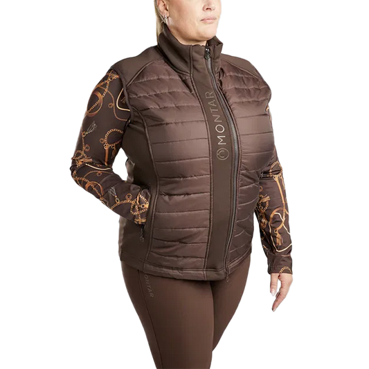 Montar Emma Quilt Bodywarmer Curve är perfekt för både ridning samt vardagsbruk och är ett måste för alla ryttare som vill kombinera funktion och mode!