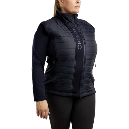 Montar Emma Quilt Bodywarmer Curve är perfekt för både ridning samt vardagsbruk och är ett måste för alla ryttare som vill kombinera funktion och mode!