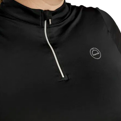 Montar Everly Kortärmad Polotröja Curve är en den perfekta pikétröjan för träning med korta ärmar som kombinerar stil och funktion på rätt sätt!