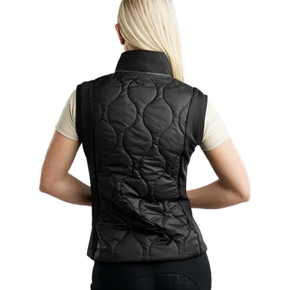 Montar MoMary Bodywarmer är designad för ryttaren som söker en mångsidig och elegant väst som kombinerar stil, komfort och funktionalitet!