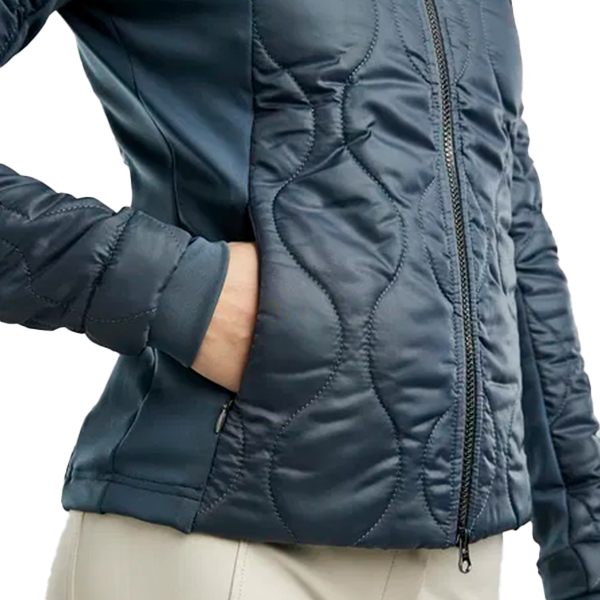 Montar MoMary Jacket är designad för ryttaren som söker en mångsidig och elegant jacka som kombinerar stil, komfort och funktionalitet!